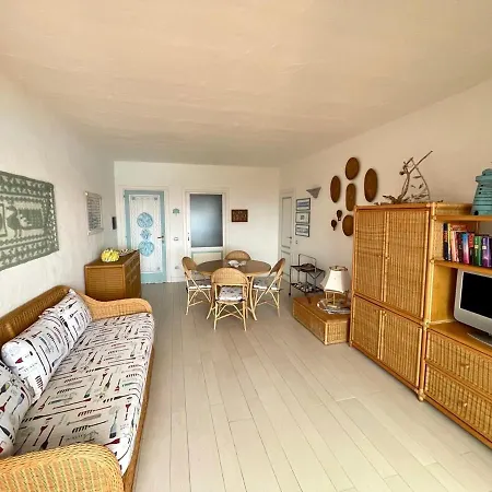 شقة San Teodoro Punta Est Stupendo Trilocale Vista Mare