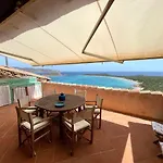 Punta Est - Trilo Erica Terrazza Panoramica * كابو كودا كافالو