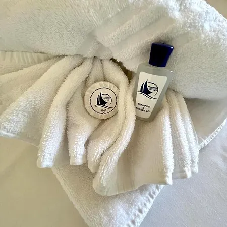 San Teodoro Punta Est Stupendo Trilocale Vista Mare Apartamento